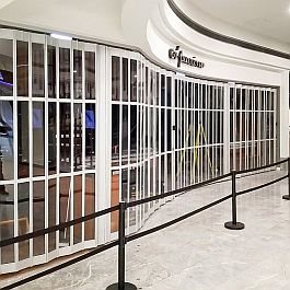 sliding shutter going around a curve
